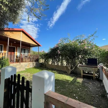 奥吉瓦露营酒店